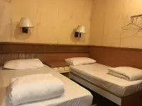 Kowloon New Hostel