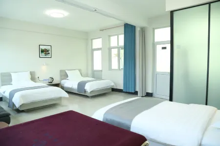 Yunfeng Homestay Отели рядом с достопримечательностью «The Red Flag Canal Scenic Area»