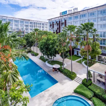 The Idle Hotel and Residence