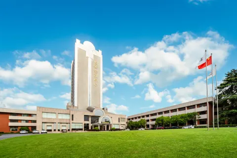 METROPARK CONFERENCE CENTER YANGZHOU