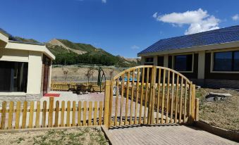 Wusu Mountain View, Mountai View conqueror Dushanzi Post Station (Duku Highway Store)