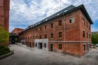Taoyi Red Mud Hotel (Taoxichuan Cultural and Creative Block Store)