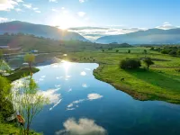 Shangri-la Rongqia·Glamping Namcuo Hot Spring Tent Camp Hotels near Potatso National Park