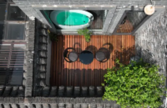 Fangcun Inn (Yangzhou Dongguan Street Ge Garden) Hotels near Pishi Street