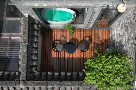 Fangcun Inn (Yangzhou Dongguan Street Ge Garden)