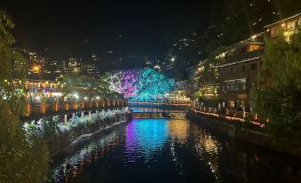 Xijiangyan Landscape Jingmeisu (Viewing Platform Shop)