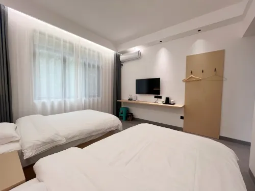 Zunyi Jingyue Homestay - 2-Star