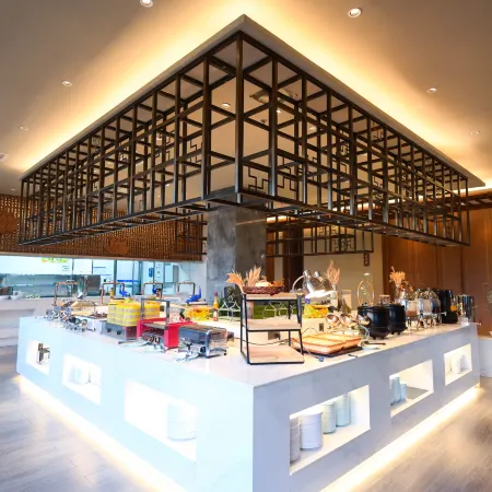 Wutaishan Hotel (Xinjian North Road)