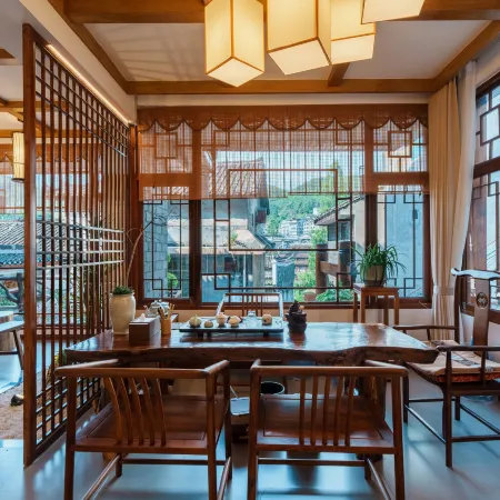 Phoenix Tea Words Listening to Rain River View Homestay (Phoenix Scenic Area Nanhuaqiao Branch)