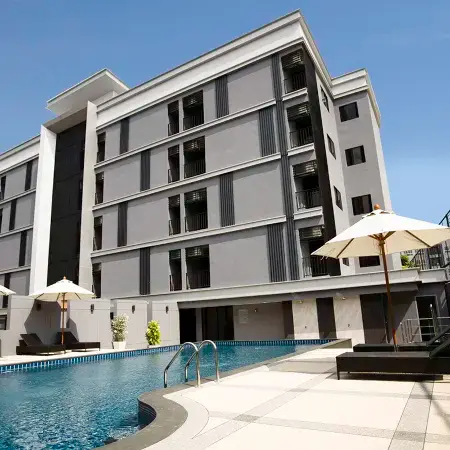 B2 Amata Nakorn Premier Hotel Отели рядом с достопримечательностью «Замок Амата»
