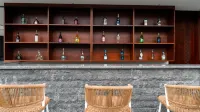 Qixian Miaoshan Shuyan Onsen Villa 360° Wild Luxury Private Hot Spring Resort Guesthouse - Bar
