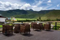meet Saloyi | Shangri-La Manor
