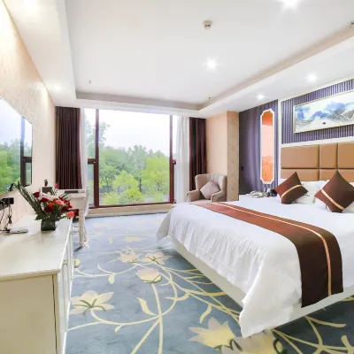 Nuoya Business Center Hotel Hotels near Jinggangshan Railway Station