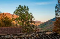 Liuba Mountain and Twelve Habits