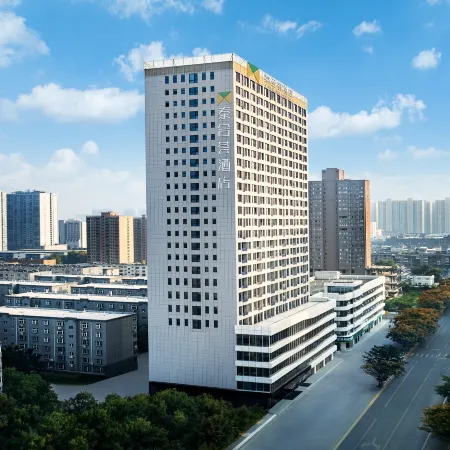 Weinan Taihe Hui Hotel (Wuyue Plaza Branch near North High-speed Rail Station)