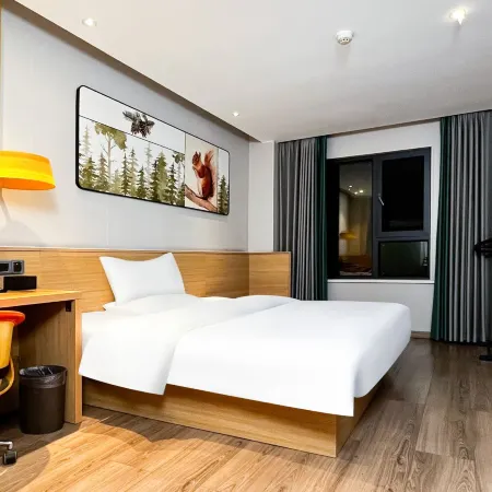 Squirrel Smart Hotel (Jiaotong South Road)