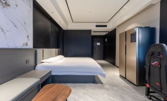 Jixia Smart E-sports Hotel