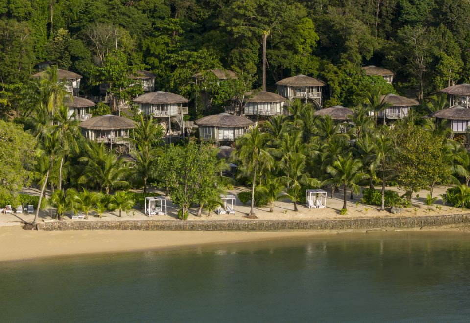 트리하우스 빌라 전경