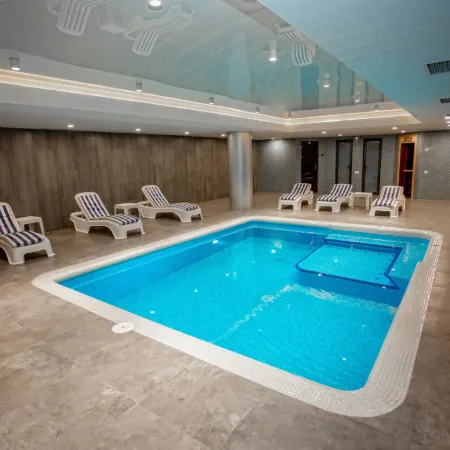King Plaza Hotel