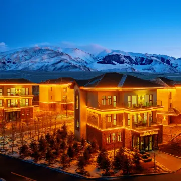 Sailim Lake View Mountain No. 1 Courtyard