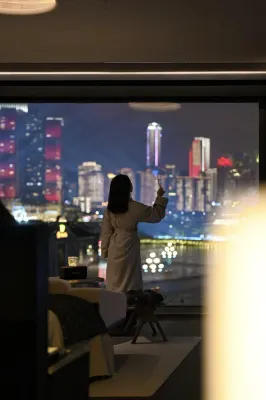 Wuyu Mountain Resort Hotel (Chongqing Nanbin Road Changjiahui Branch)