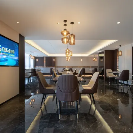 The GiorgioMorandi Hotels (Jinan Lushan South Subway Station Fuli Plaza)