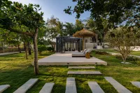 FengYaSong YeXiangLi Hotle ·Romantic Islands Các khách sạn gần Ga Lingshui