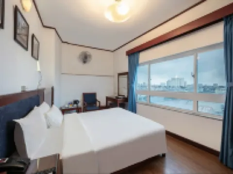 A25 Hotel - 221 Bach Mai Hotels near Ocean Park Building