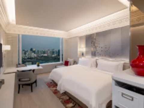 隆披尼格蘭德中心大飯店 曼谷住宿飯店