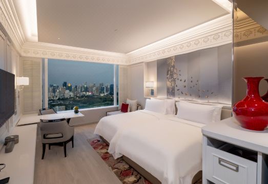 2. 그랜드 센터 포..