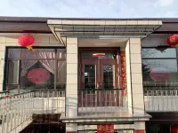 XinZhouGuChengLiXiaoYuan - Airport Shuttle