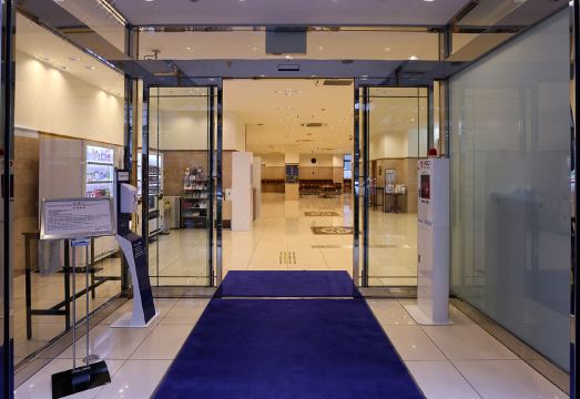 1. 토요코 인 가나..