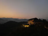 MounTours Resort Hotels in Lianshan