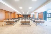 Vienna International Hotel (Xuzhou High-speed Railway Station Convention Center)