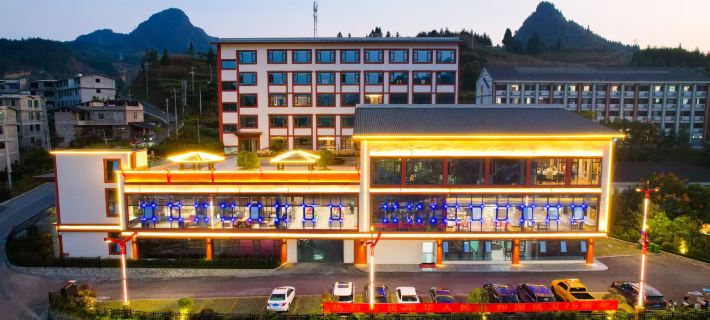 Zhaxi Yingxiang Grand Hotel Hotéis em Condado de Weixin