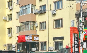 Yueqi Hotel (Xinjiang Street Subway Station)