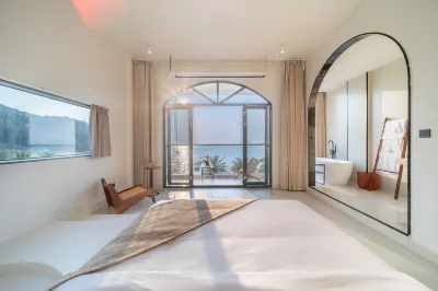 STARRY·一墅海丨180°海景休閒度假設計師美宿（陸豐碣石店） 龜山天后宮附近的飯店