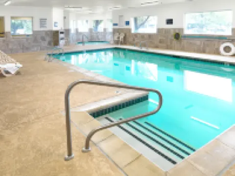 米德瓦利水晶套房酒店 墨累酒店