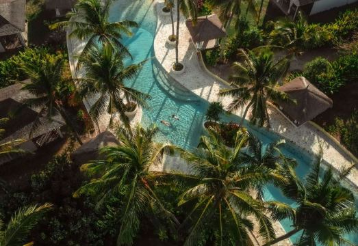 쿠아라 롬복 수영장