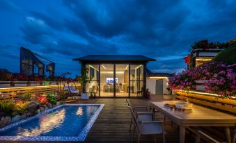 Manbai Haoting Hotel (Lijiang Ancient City)