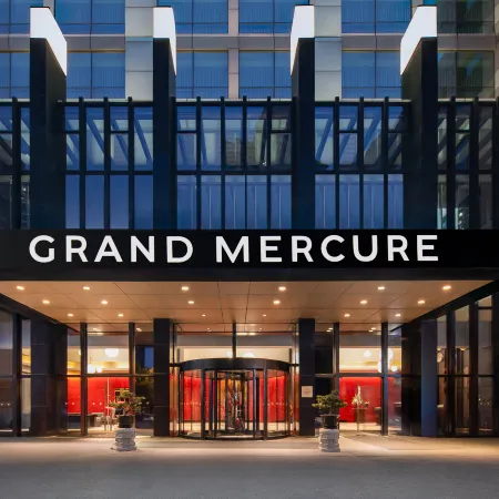 GRAND MERCURE SHANGHAI CENTURY PARK Отели рядом с достопримечательностью «Парк Века»