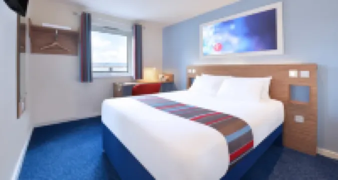 Travelodge Walton-On-Thames Hotel のホテル