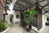Sukhum Suvarnabhumi Airport Guest House Hotel in zona Ramkhamhaeng University Bang Na Campus