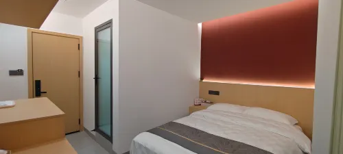 Jinsha Zhencheng Hotel (Yunlu Hot Spring Town) Hotels in Jinsha