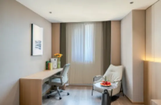 Tianque Hotel (Kangbashi District)
