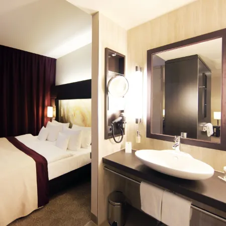 Lindner Hotel Vienna am Belvedere Отели рядом с достопримечательностью «Железнодорожная станция Реннвег»