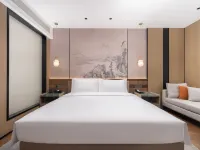 Wanda Moments Hot Spring Hotel (Tourism Service Center of West Changbai Mountain) Hotels in Fusong