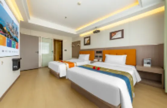 Nanye Cincma Hotel