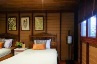 Suan Pa Khao Lom Homestay Hotels in Krok Phra