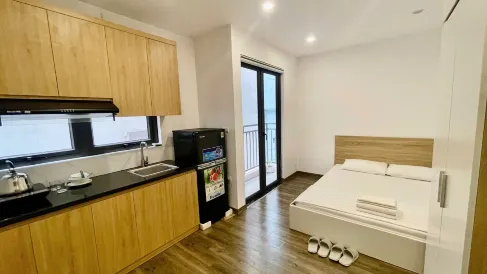 Era Apartment Khúc Thừa Dụ